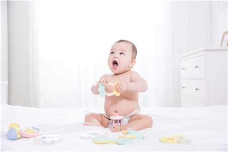 重庆全国哪个医院有供卵，42天宝宝奶量多少好 一个多月宝宝吃奶量多少